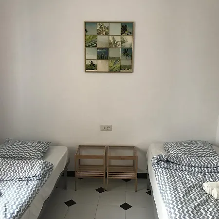 Easy Hostal Nerja